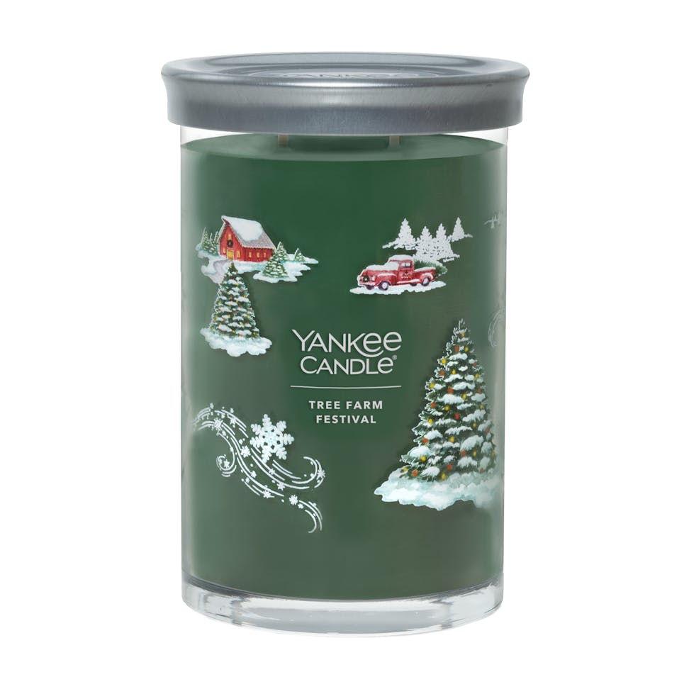 signature tree farm festival large tumbler candle with lid on