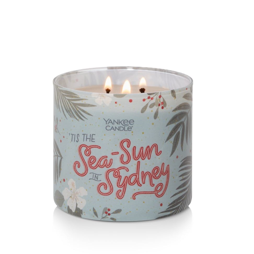 Passport to the Holidays Collection Tis the Sea-Sun in Sydney 3-Wick Candle