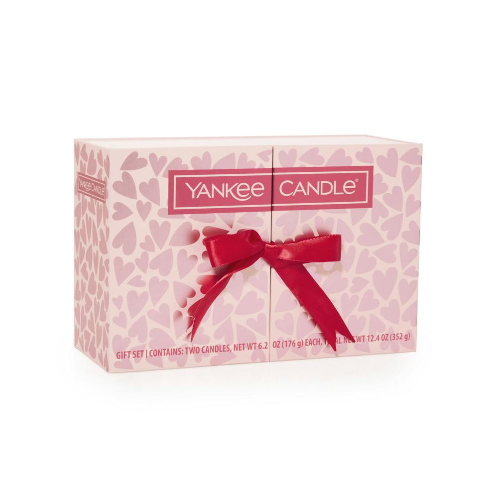Love Is in the Air Fluted Candles Gift Set