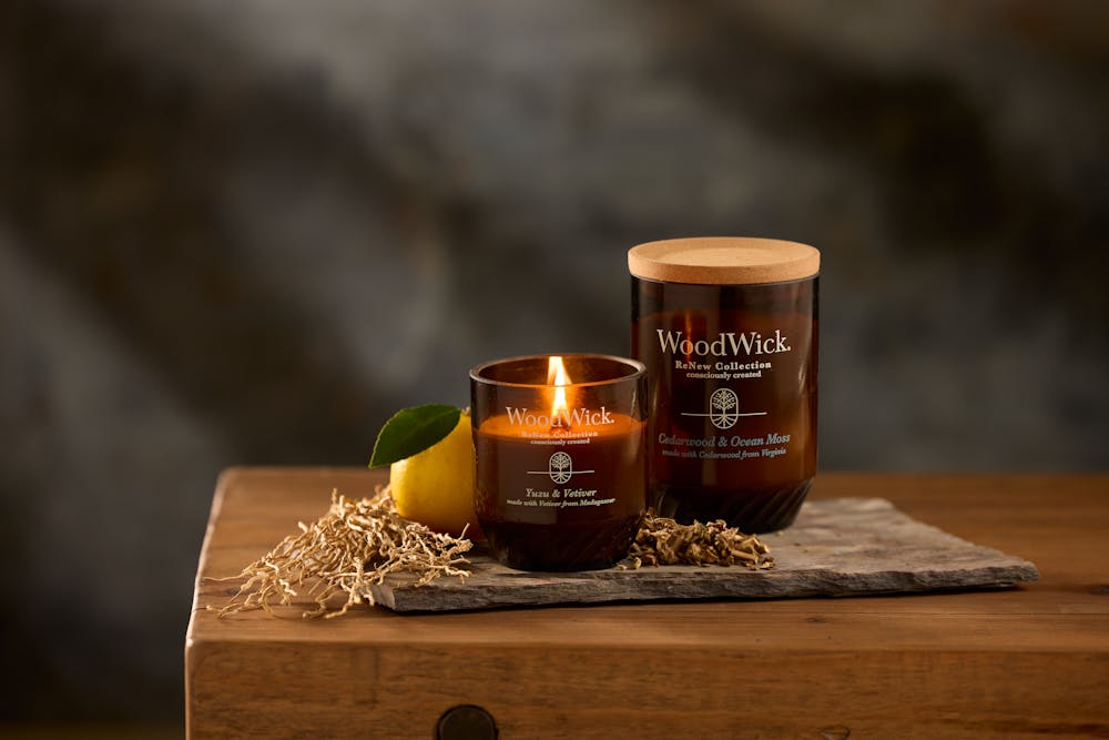 Cedarwood & Ocean Moss WoodWick® Large ReNew Candle - Large ReNew