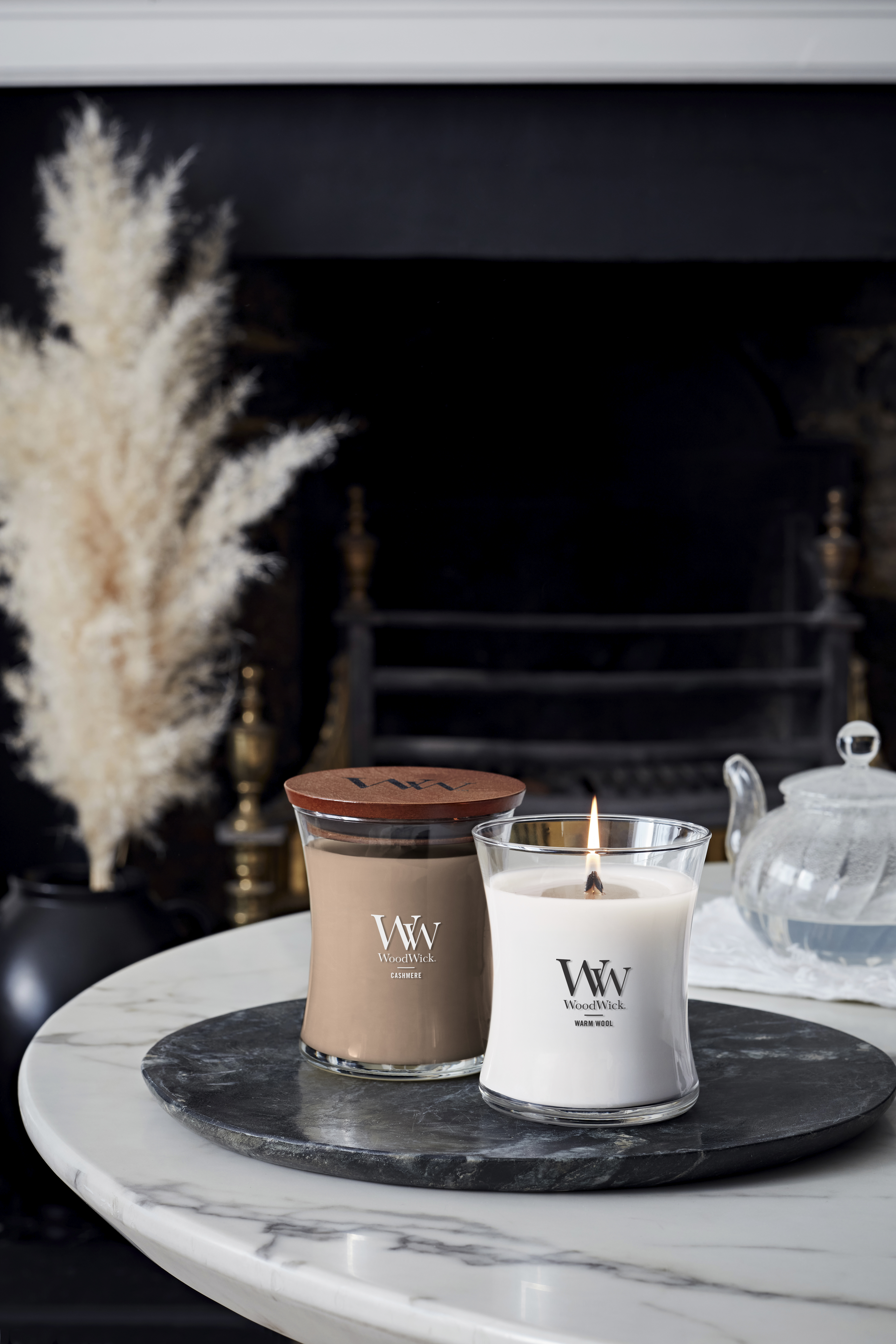 Warm Wool WoodWick® Medium Hourglass Candle - Medium Hourglass