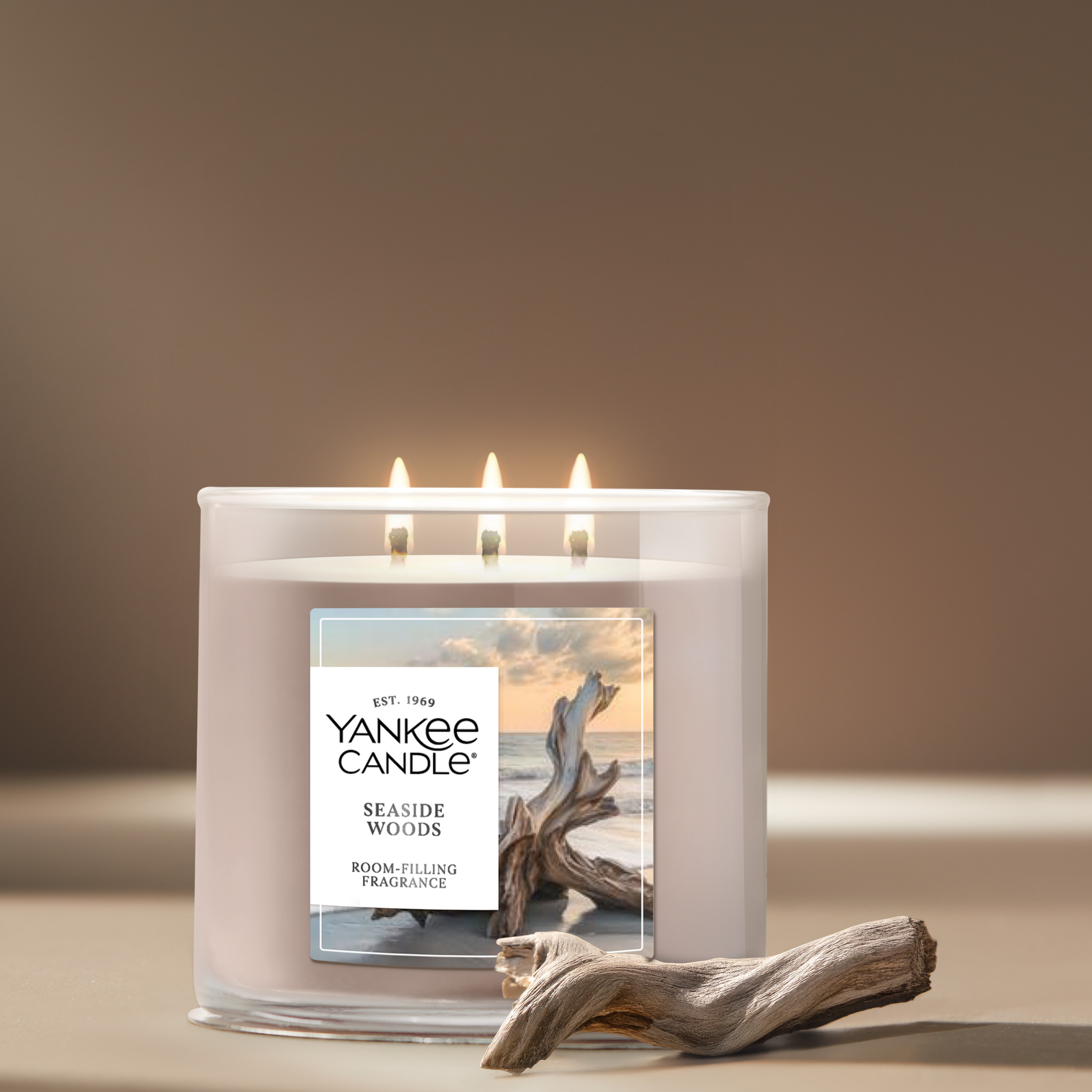 Yankee Candle Original Large Jar Candle in Seaside Woods - Thumbnail 5