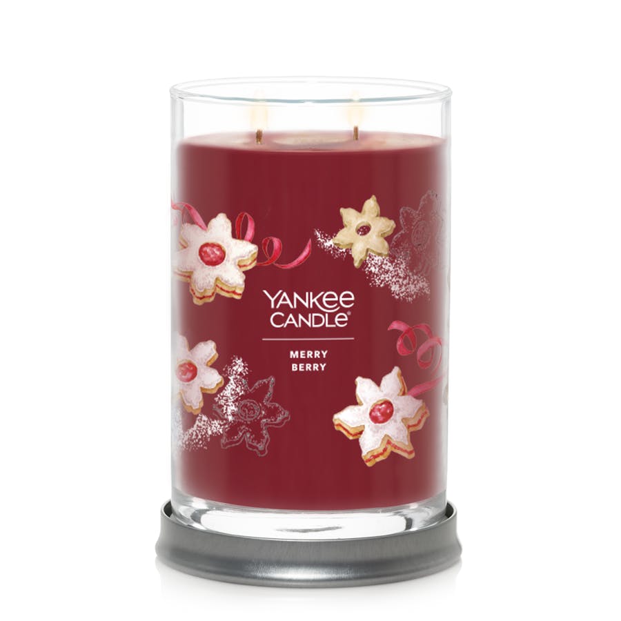 merry berry signature large tumbler candle