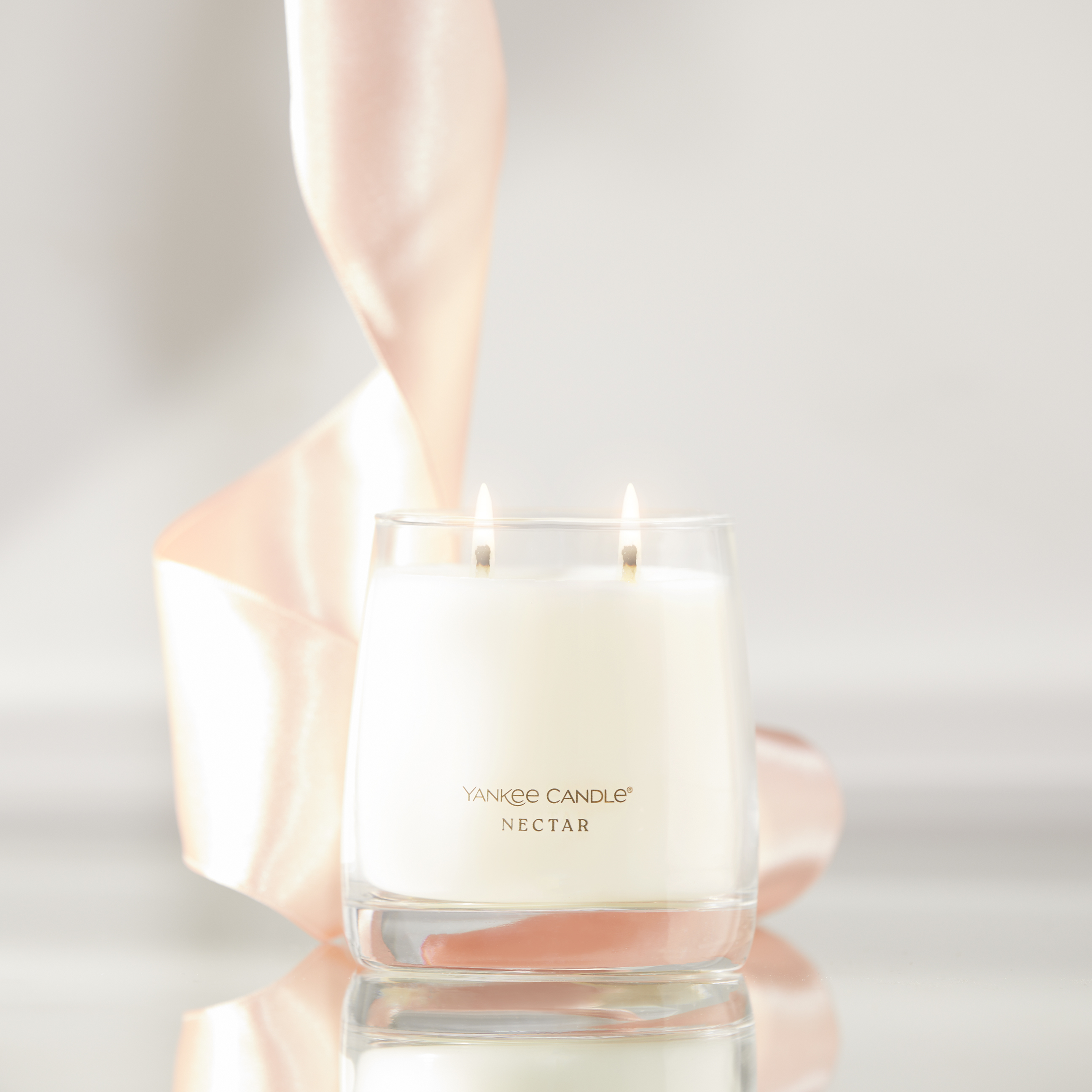Nectar Premium Medium Jar Candle - Thumbnail 2