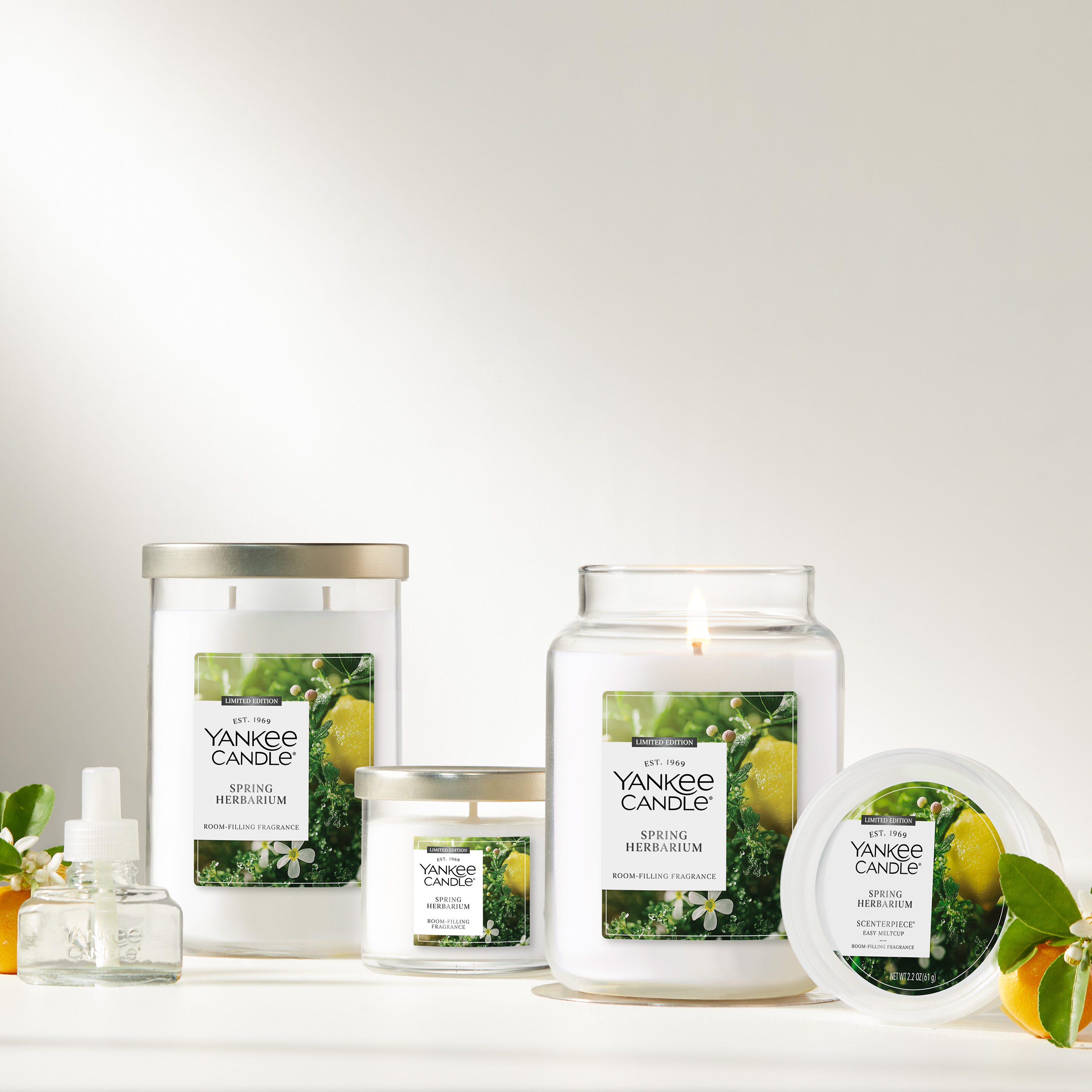 Spring Herbarium Large Tumbler Candle - Thumbnail 4