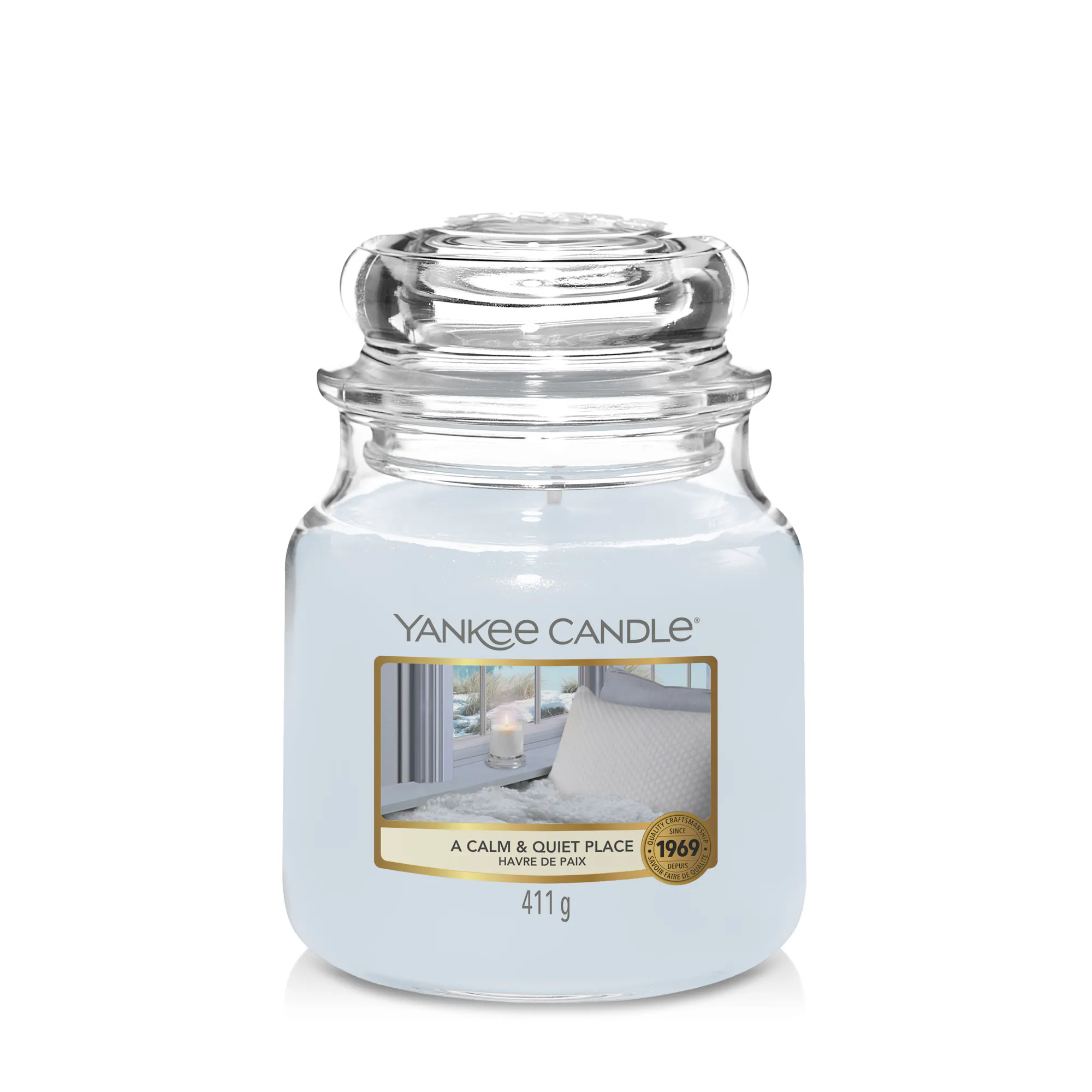 A Calm & Quiet Place Candle Original Medium Jar Candle Yankee Candle, Blue, 10.7cm x 12.7cm | Floral