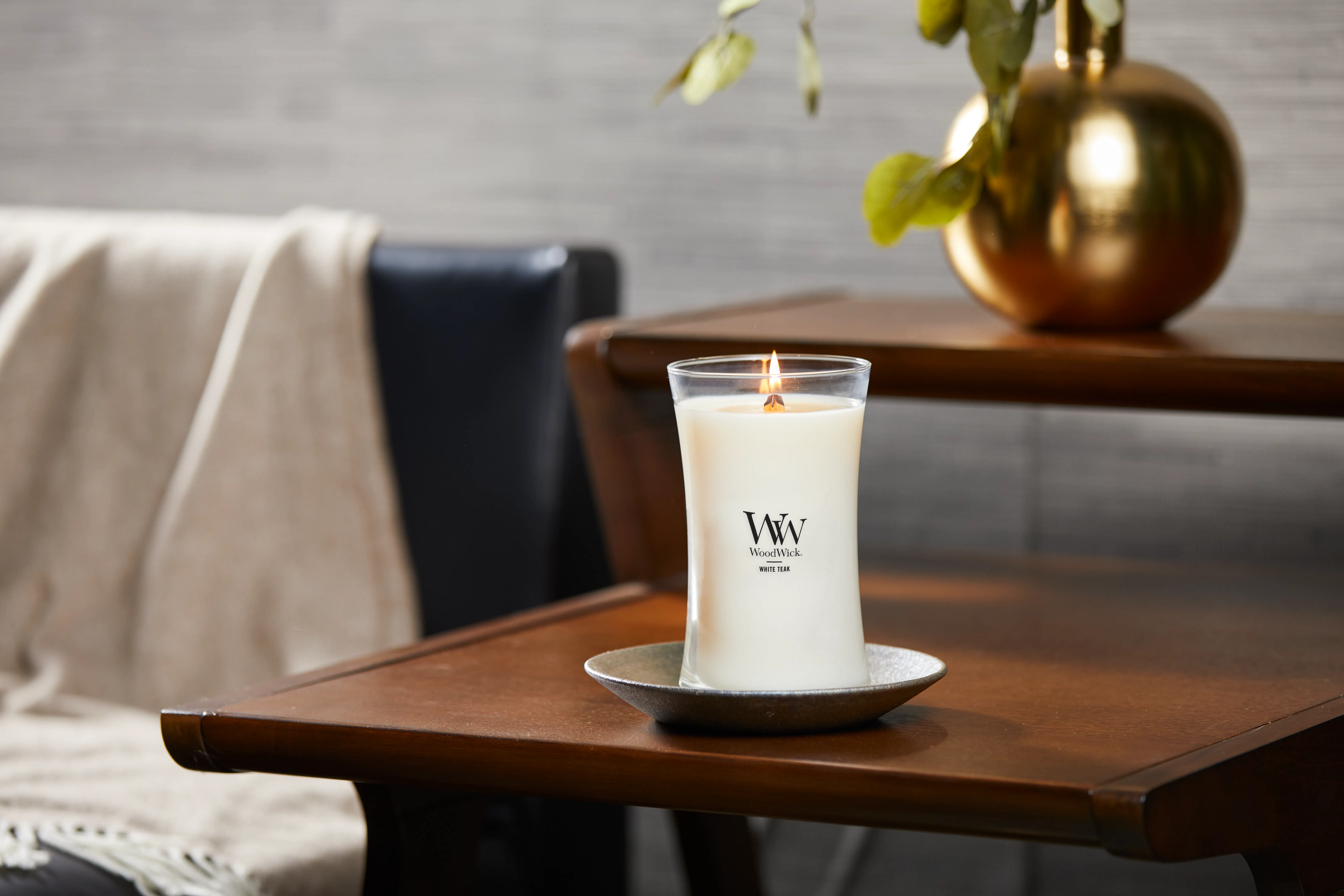 White Teak WoodWick® Large Hourglass Candle - Large Hourglass