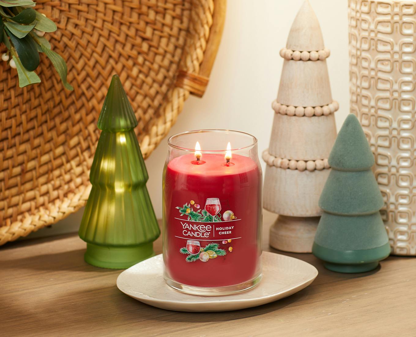Holiday Cheer Candle Holiday Cheer Candle