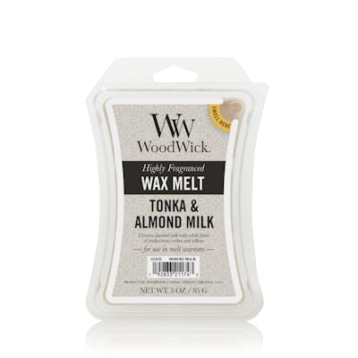 Tonka & Almond Milk