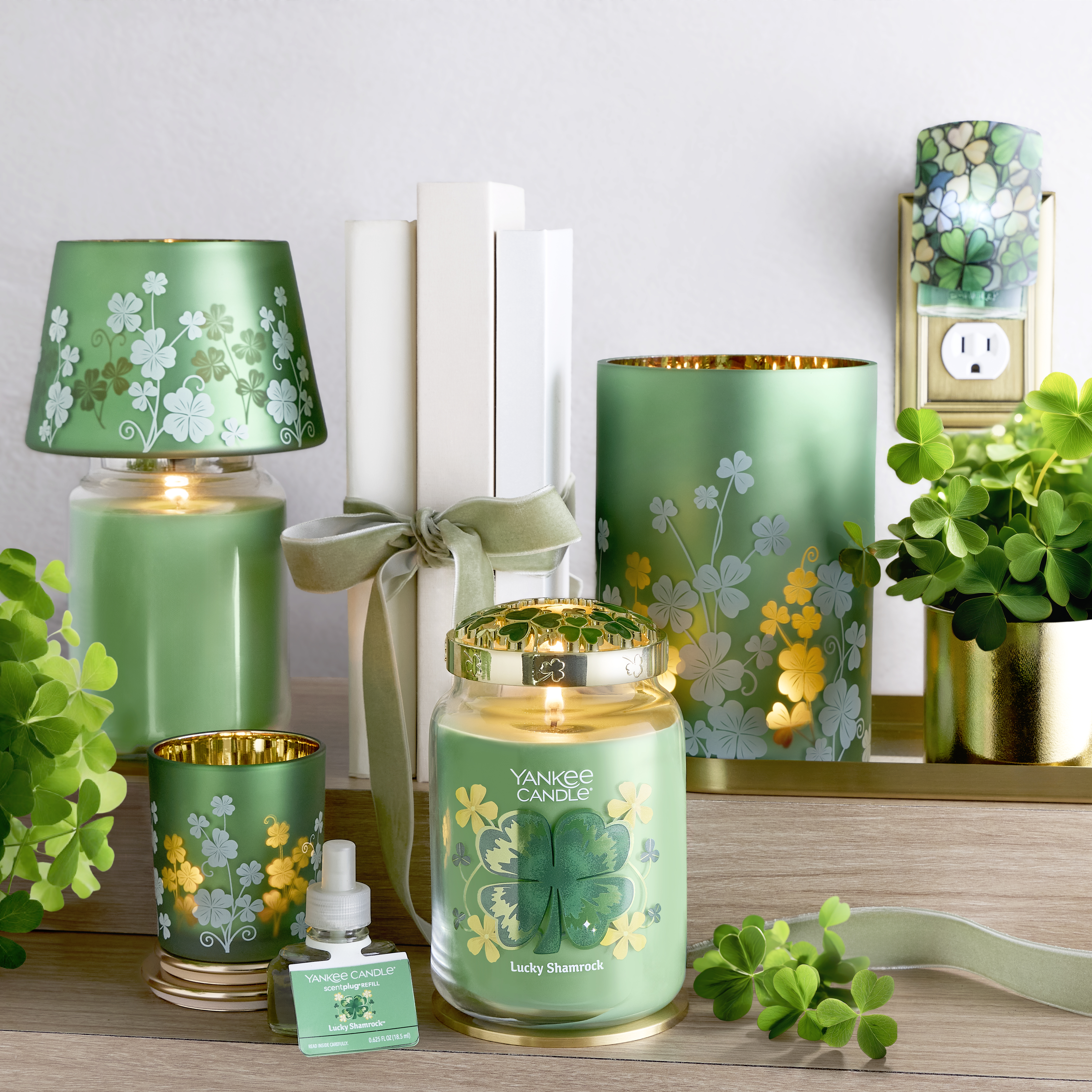 Shamrock Jar Shade