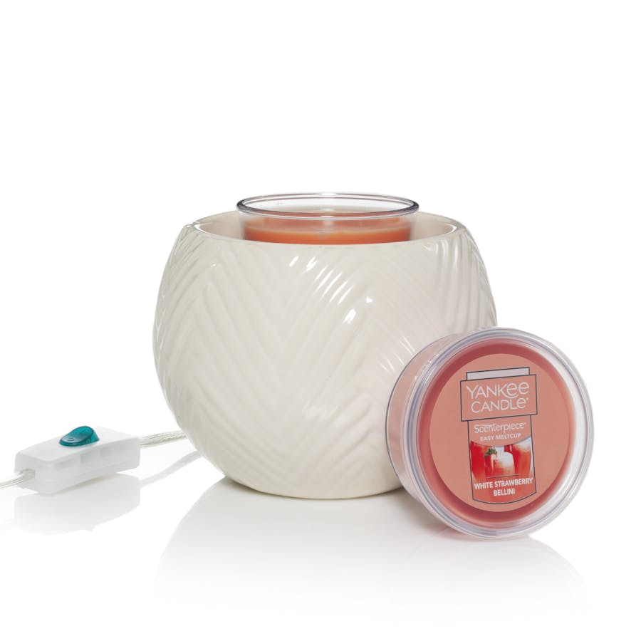white strawberry bellini scenterpiece meltcup with melt warmer