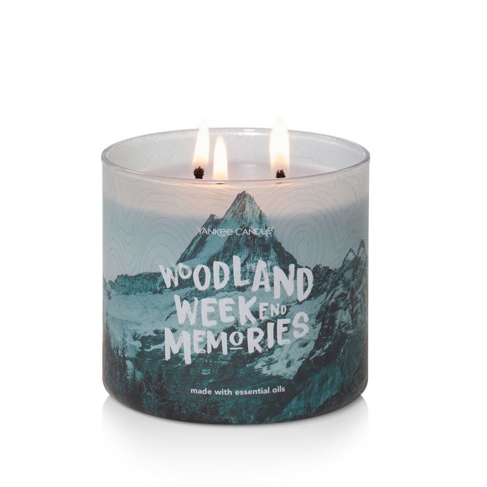 Cottage Getaway Collection Woodland Weekend Memories 3-Wick Candle