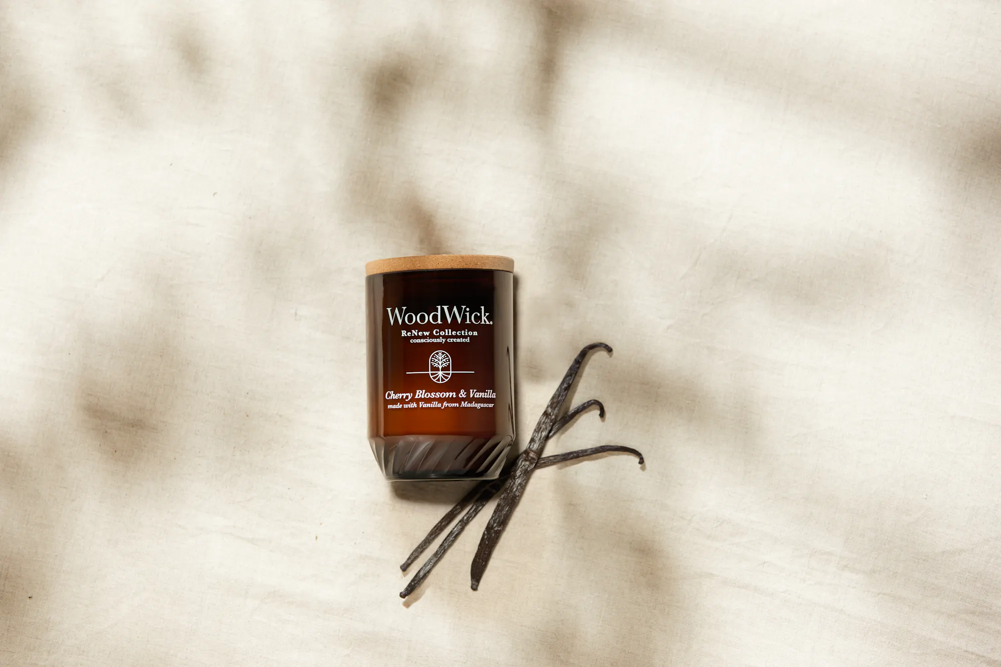 Cherry Blossom & Vanilla WoodWick® Medium ReNew Candle - Medium