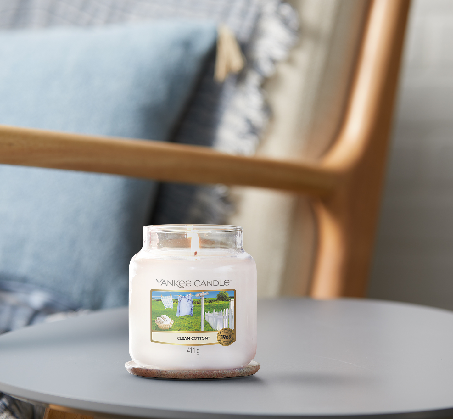 Clean Cotton® Original Medium Jar Candle | Yankee Candle