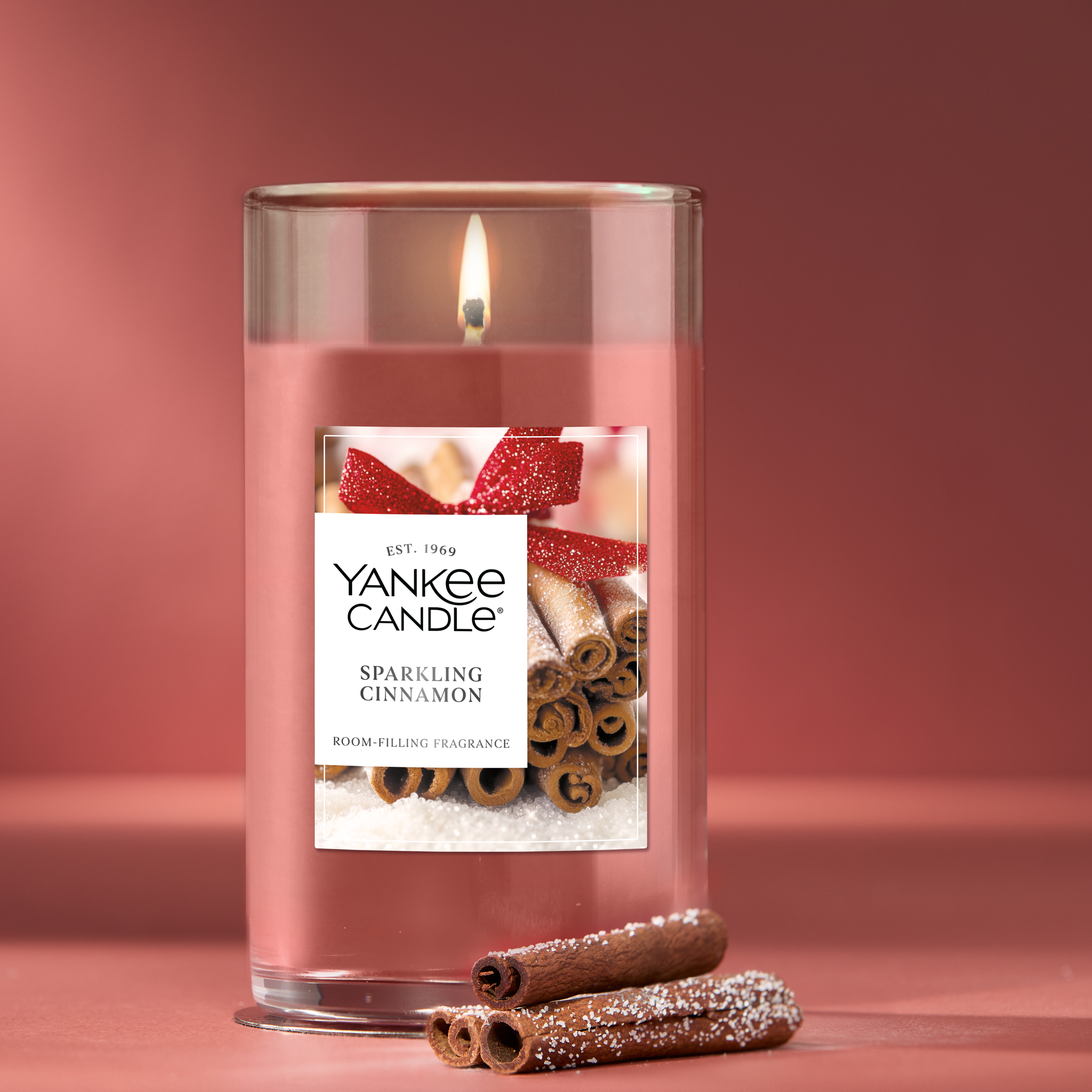 Sparkling Cinnamon Signature Medium Pillar Candle - Thumbnail 2