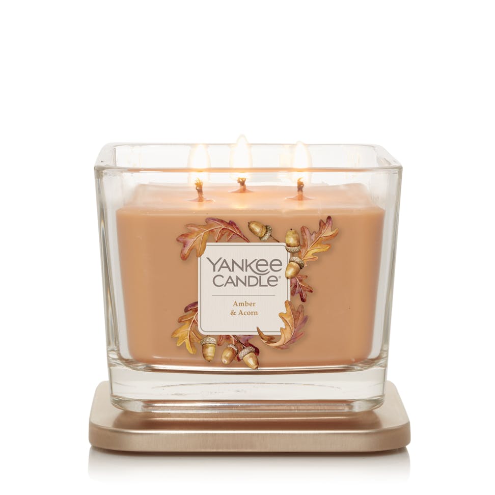 amber and acorn medium square candle