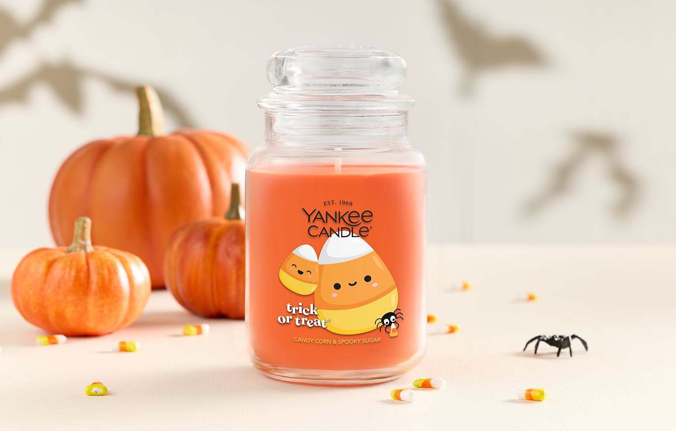 Trick or Treat® Original Large Jar Candle