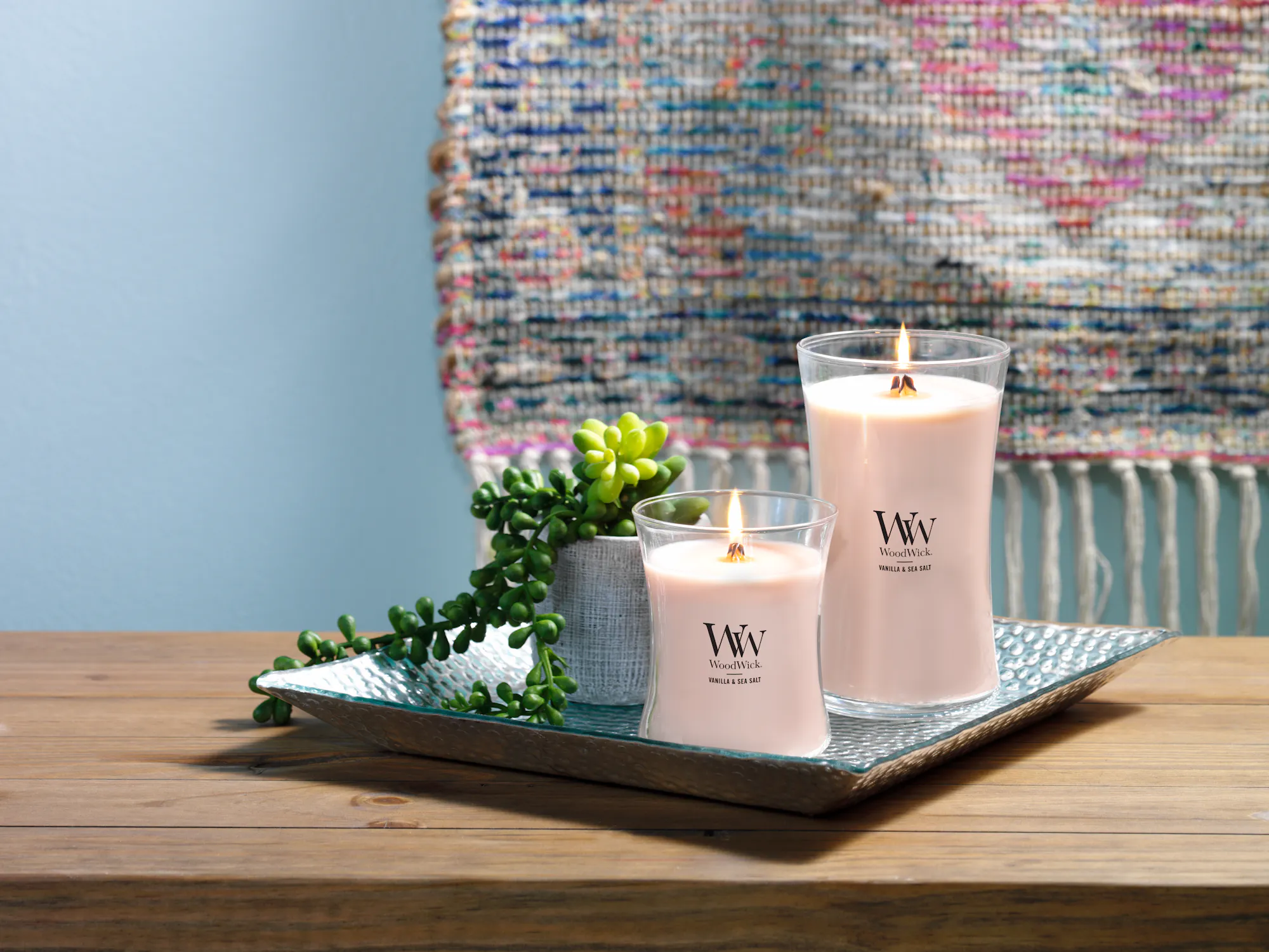 Vanilla & Sea Salt WoodWick® Medium Hourglass Candle - Medium