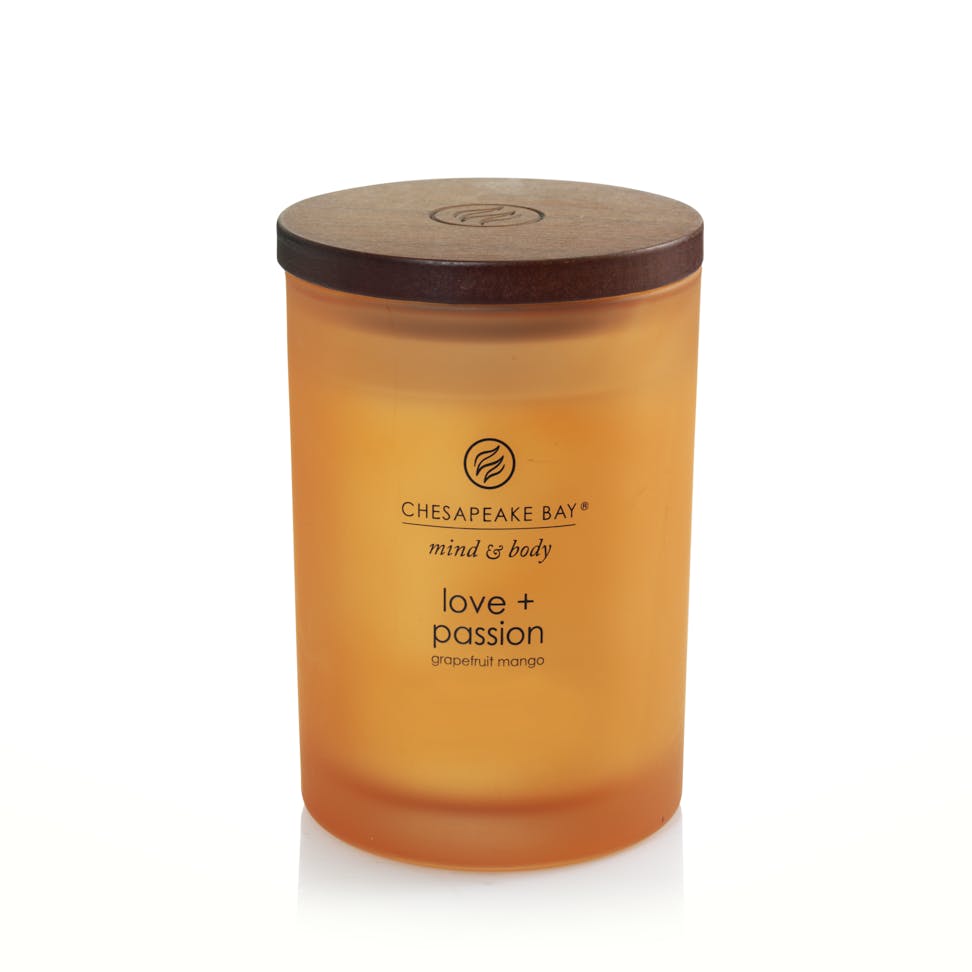 chesapeake bay candle mind and body collection love and passion grapefruit mango medium jar candle