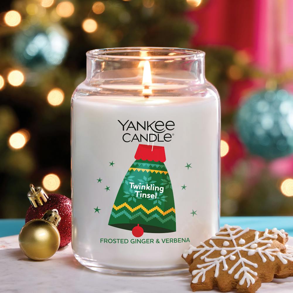 ScentWorx by Slatkin + Co. 2-Pack 14.5 oz. Cinnamon Wreath Candles | HSN, image size:1000x1000