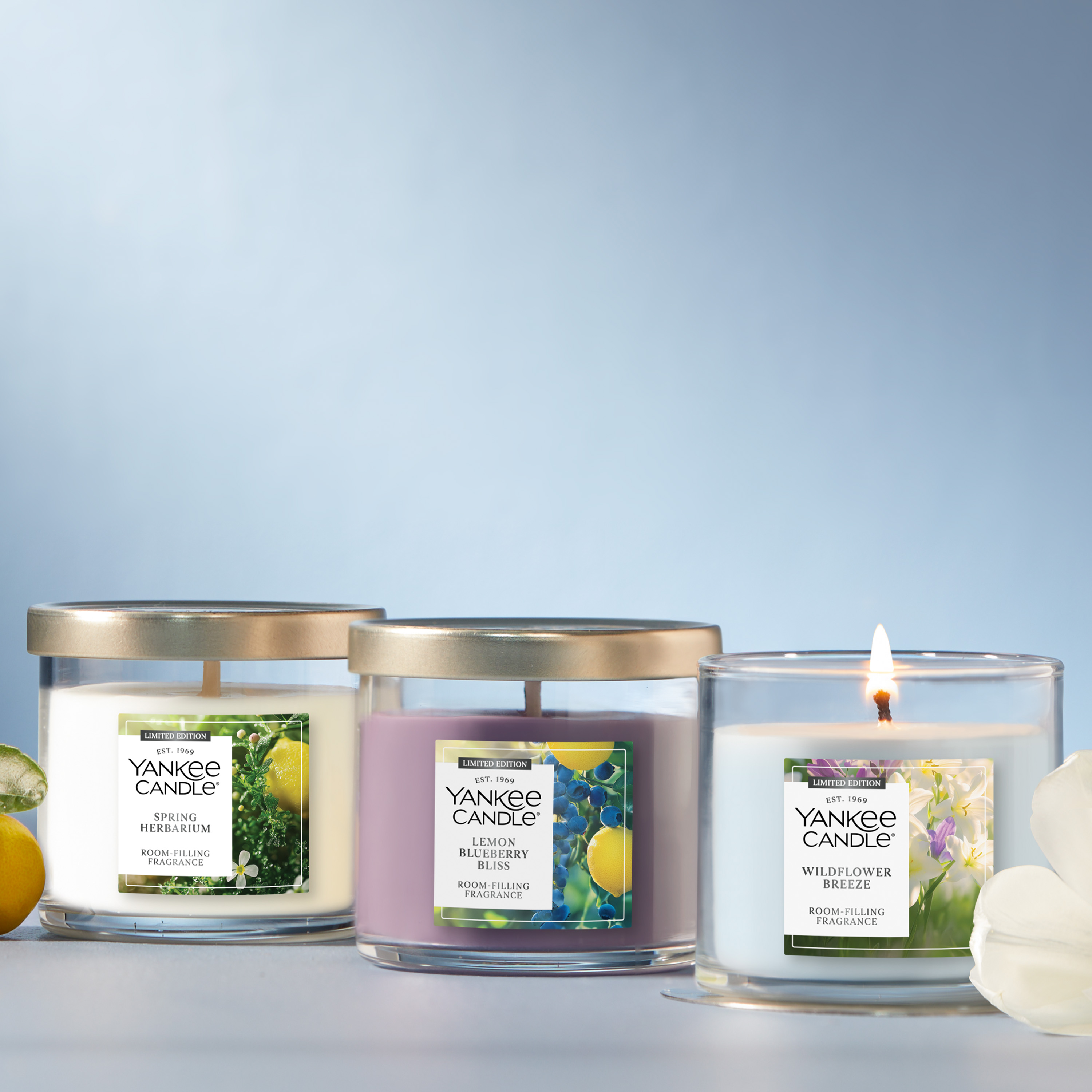 Wildflower Breeze Small Tumbler Candle - Thumbnail 2