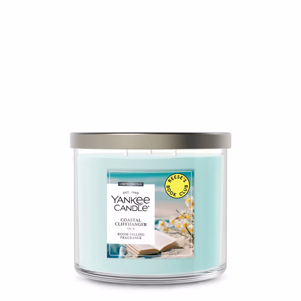 Three wick Yankee Candle coastal cliffhanger scented