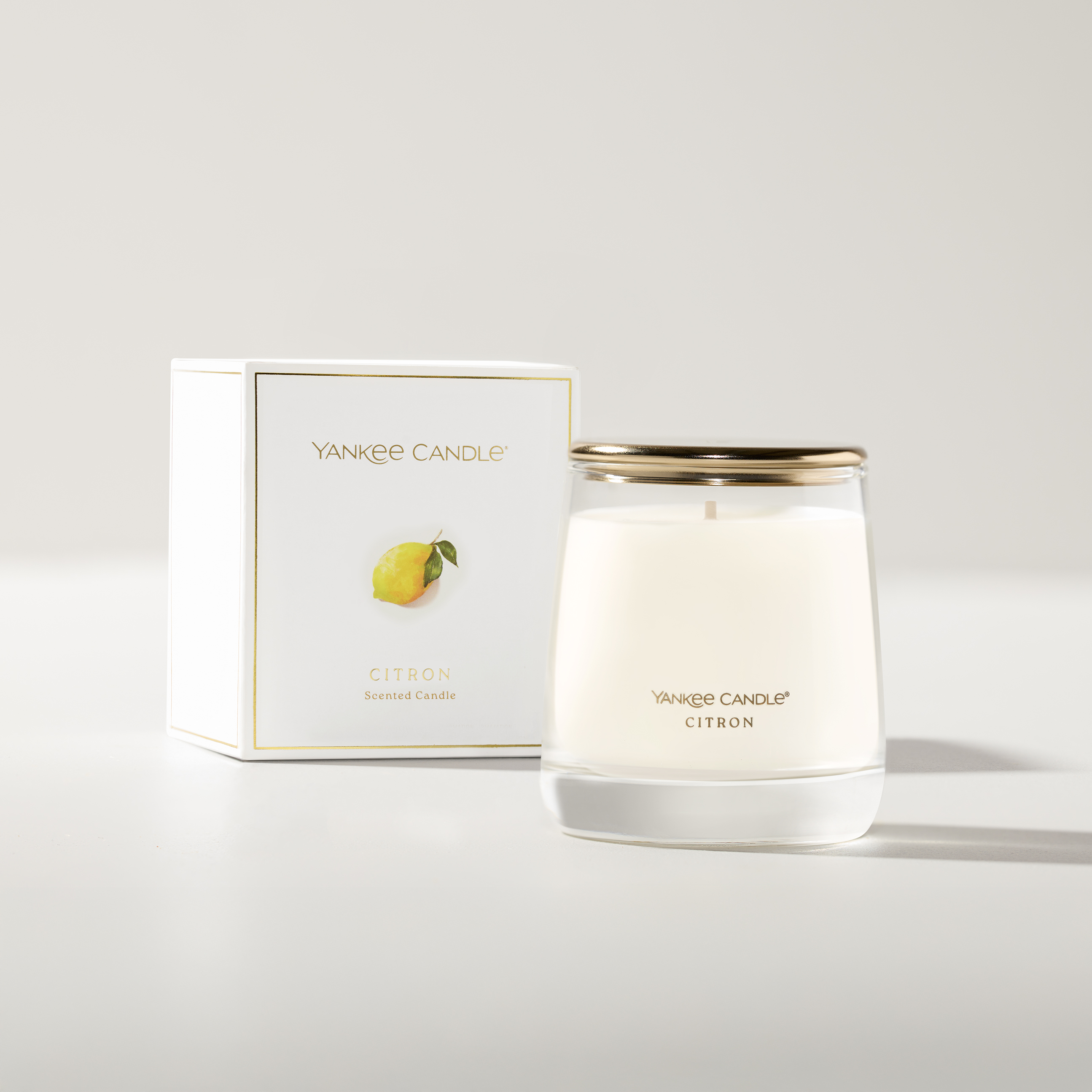 Yankee Candle Citron Premium Single Wick 7oz Candle - Thumbnail 2